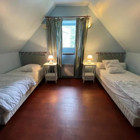 Hameau De *