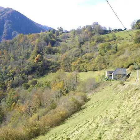 Hameau De Nyaraló